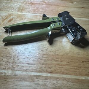 VTG Green Swingline 500 Industrial Staple Remover Carton Opener Office MCM Retro